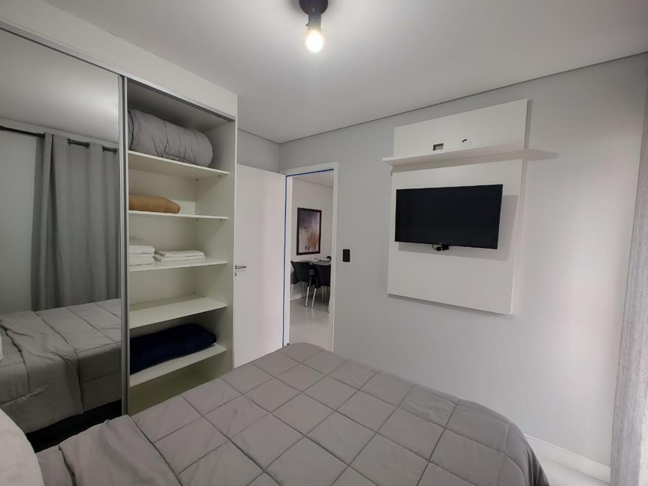Apto Com Lazer Completo, Piscina, Ar, Mercadinho E Pet Friendly A 1 Min Da Praia Прая-Гранди Экстерьер фото